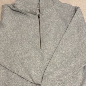 Universal Thread Men's Light Gray Zip-Up Sweater